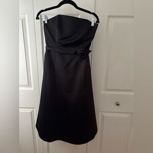 BCBG dress size 4  black strapless w/ stays satin wedding party evening 37" long